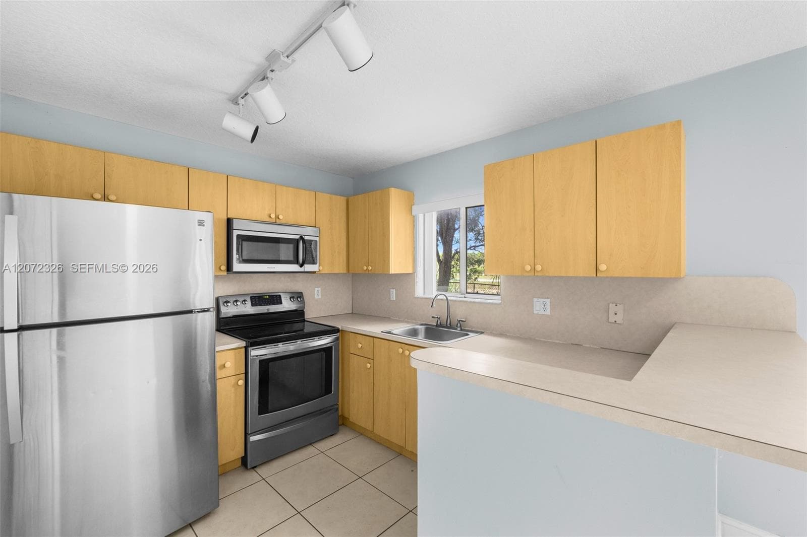 2930 SE 12th Rd # 101-31, Homestead, FL 33035 photo 9