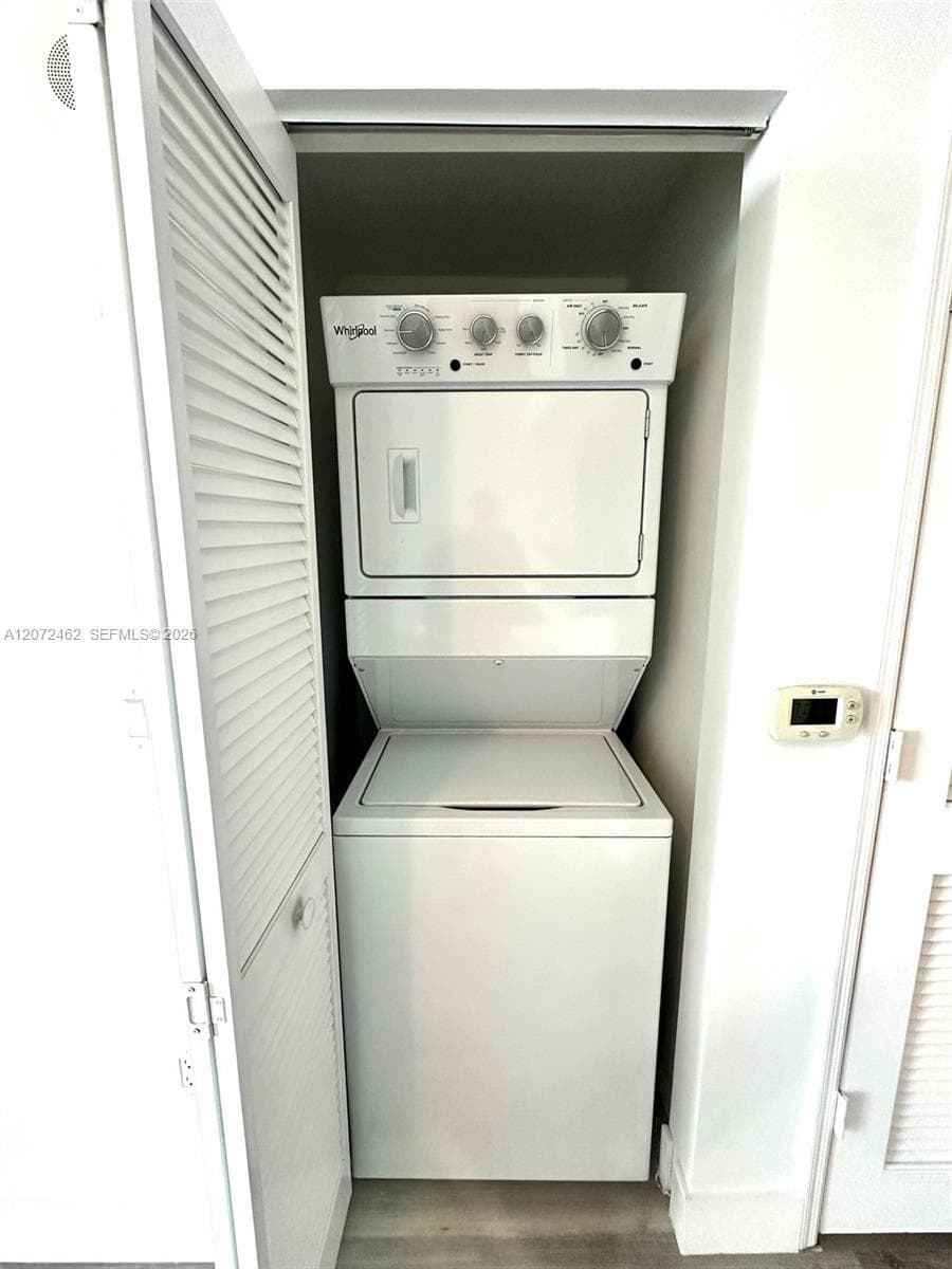 951 Brickell Ave # 3403, Miami, FL 33131 photo 10