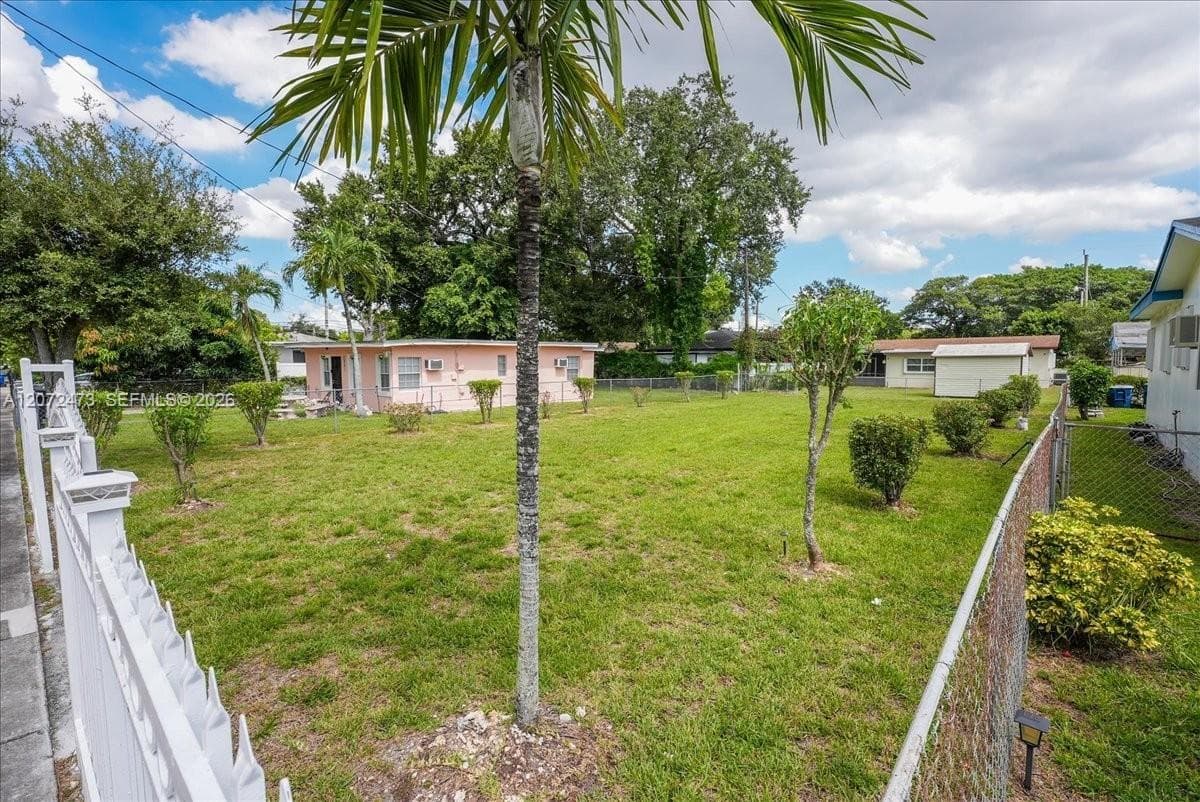 1967 NW 52nd St, Miami, FL 33142 photo 10