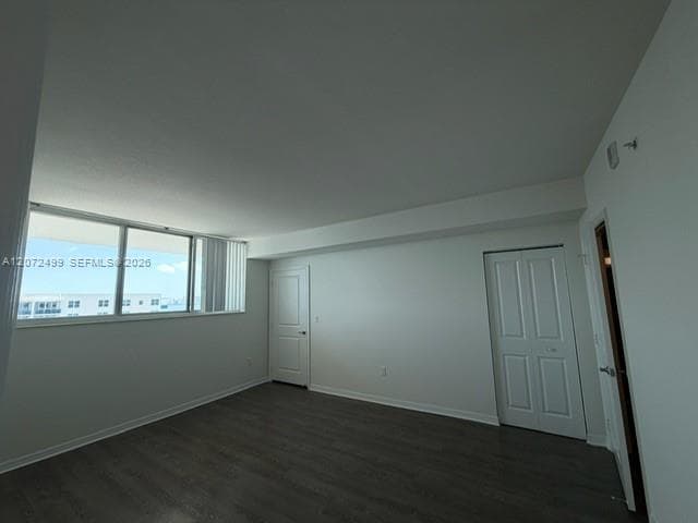 7525 E Treasure Dr # 1012, North Bay Village, FL 33141 photo 5