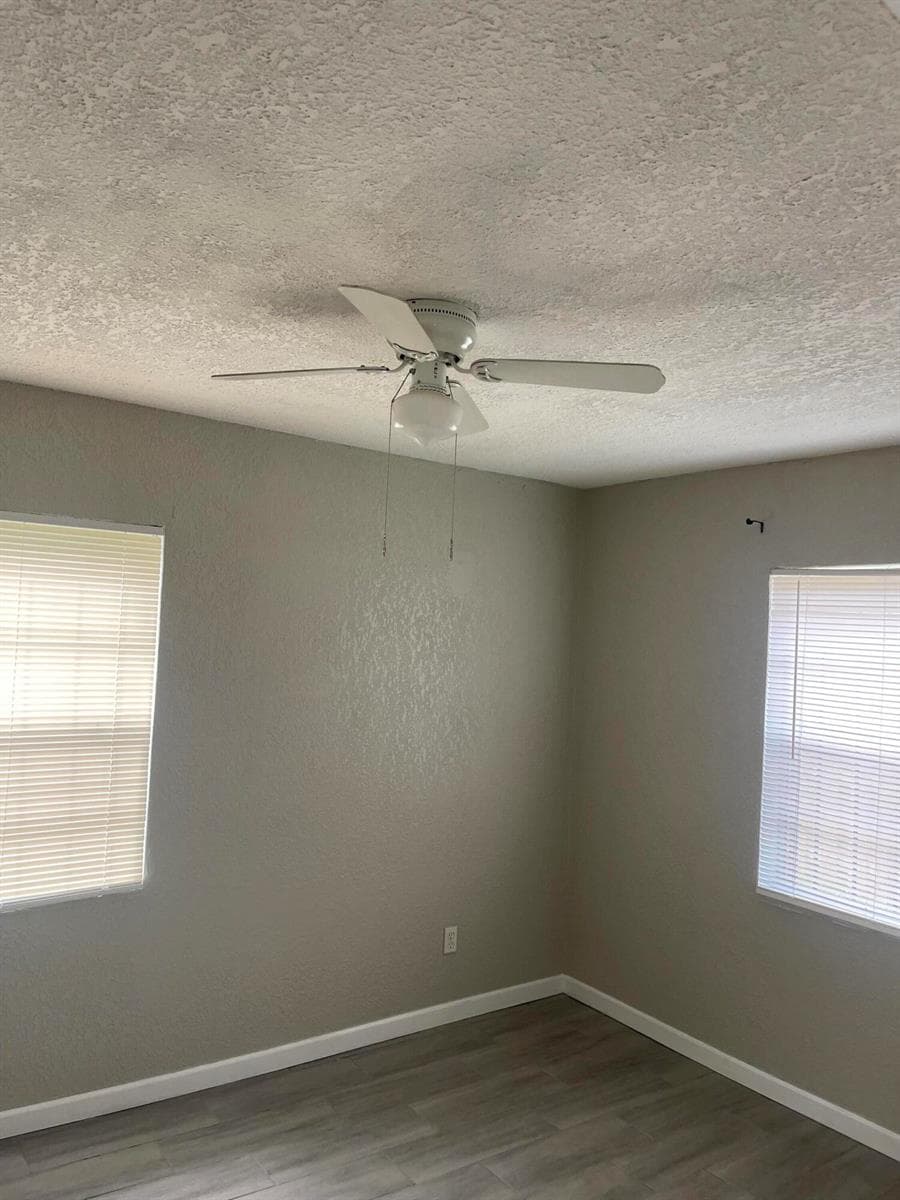 805 N 27TH Street, Fort Pierce, FL 34947 photo 13