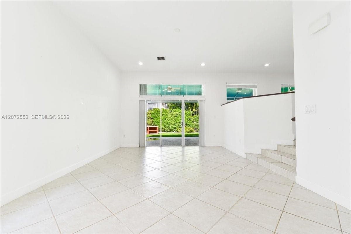 10853 NW 71st St, Doral, FL 33178 photo 13