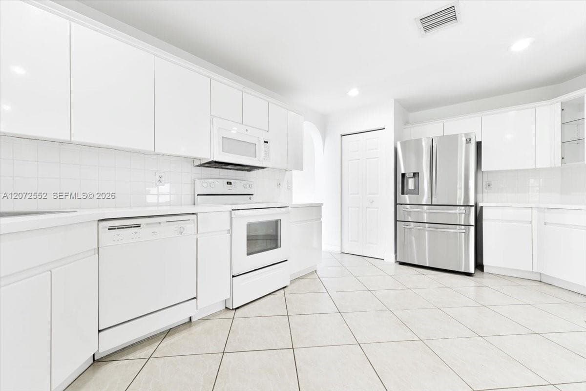 10853 NW 71st St, Doral, FL 33178 photo 10