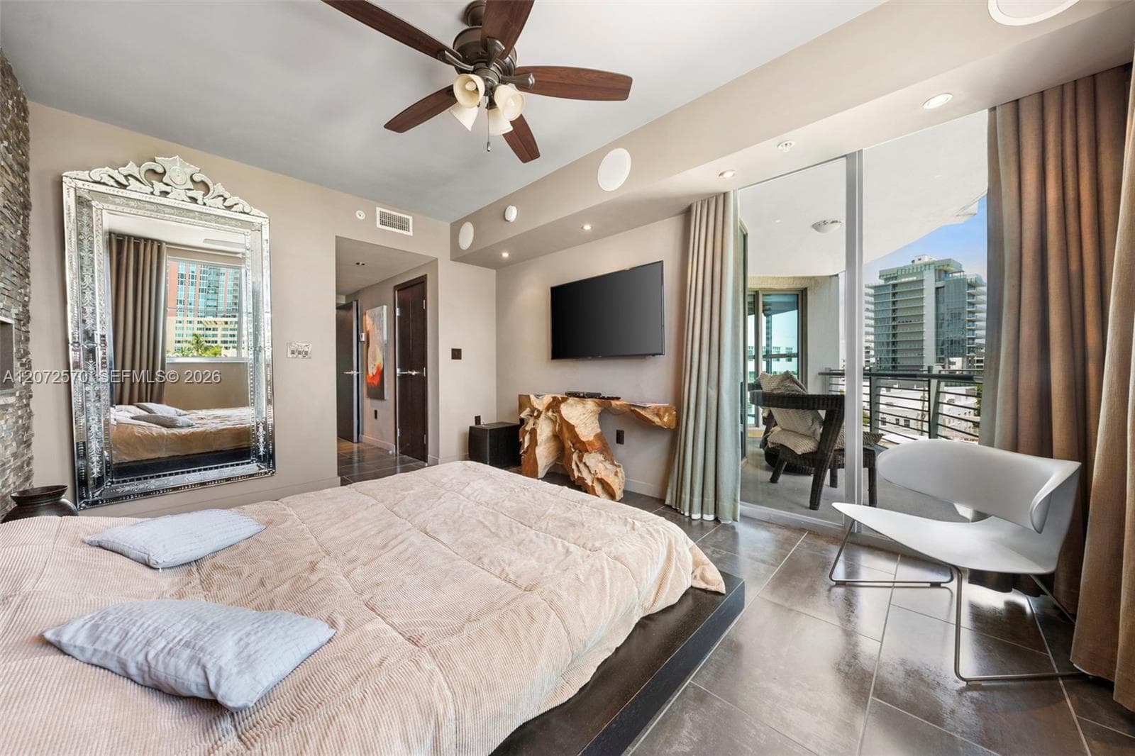 110 Washington Ave # 1709, Miami Beach, FL 33139 photo 12