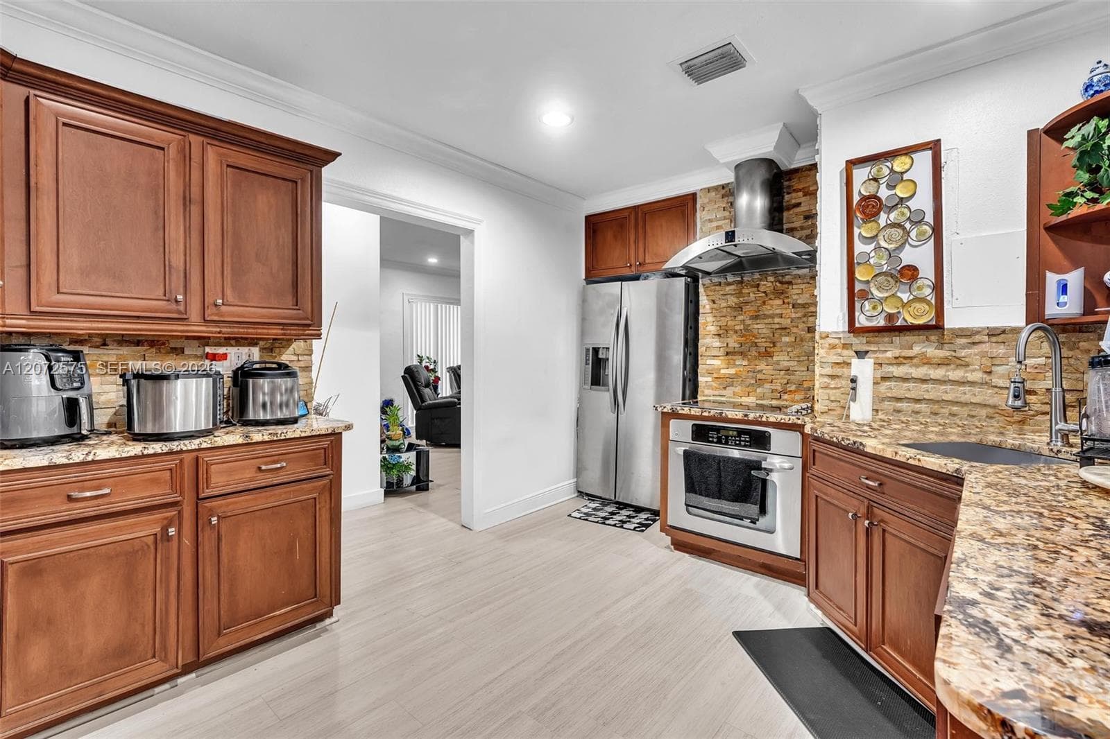 340 W 55th St, Hialeah, FL 33012 photo 11