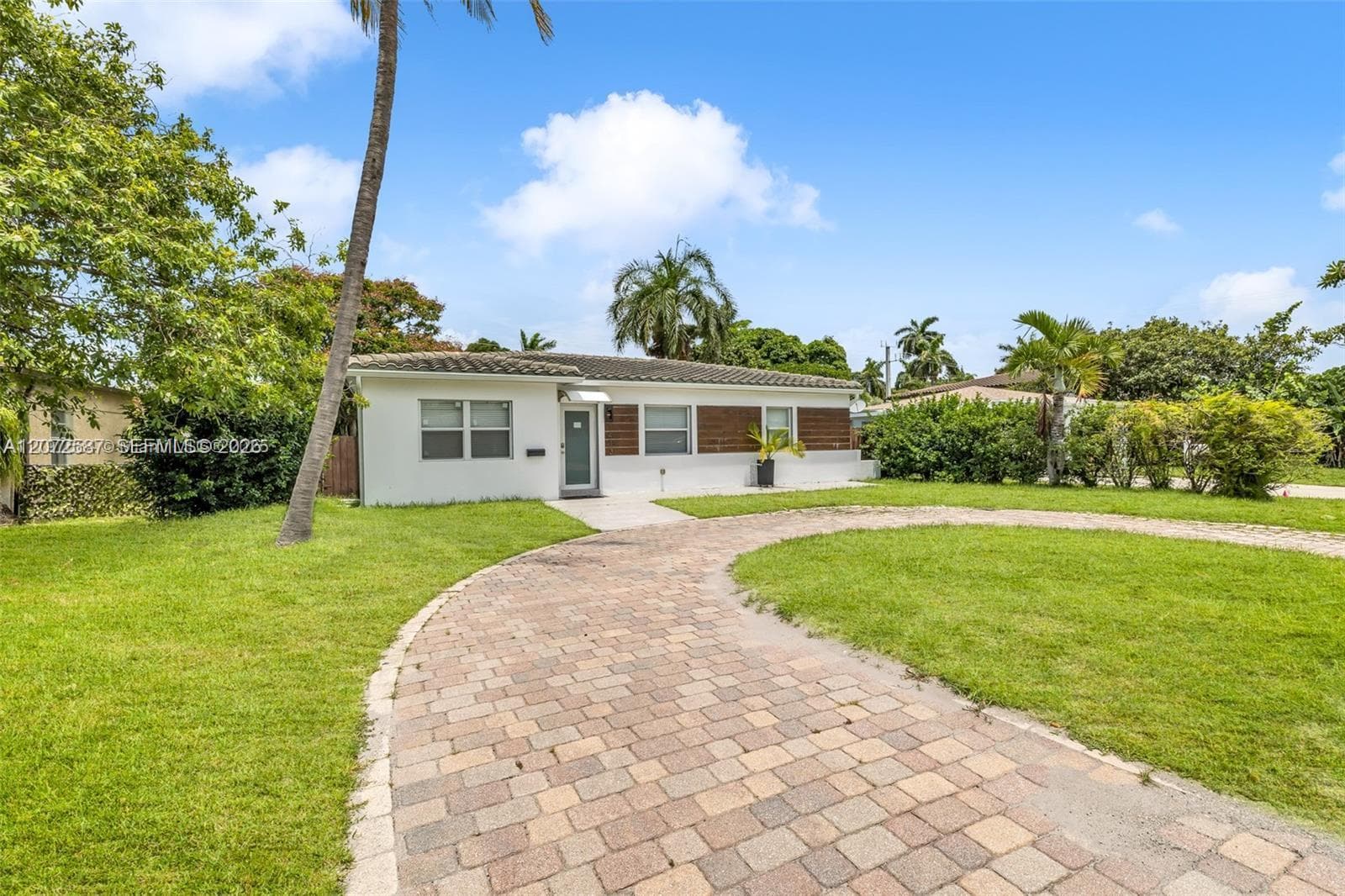 1413 Funston, Hollywood, FL 33020 photo 2
