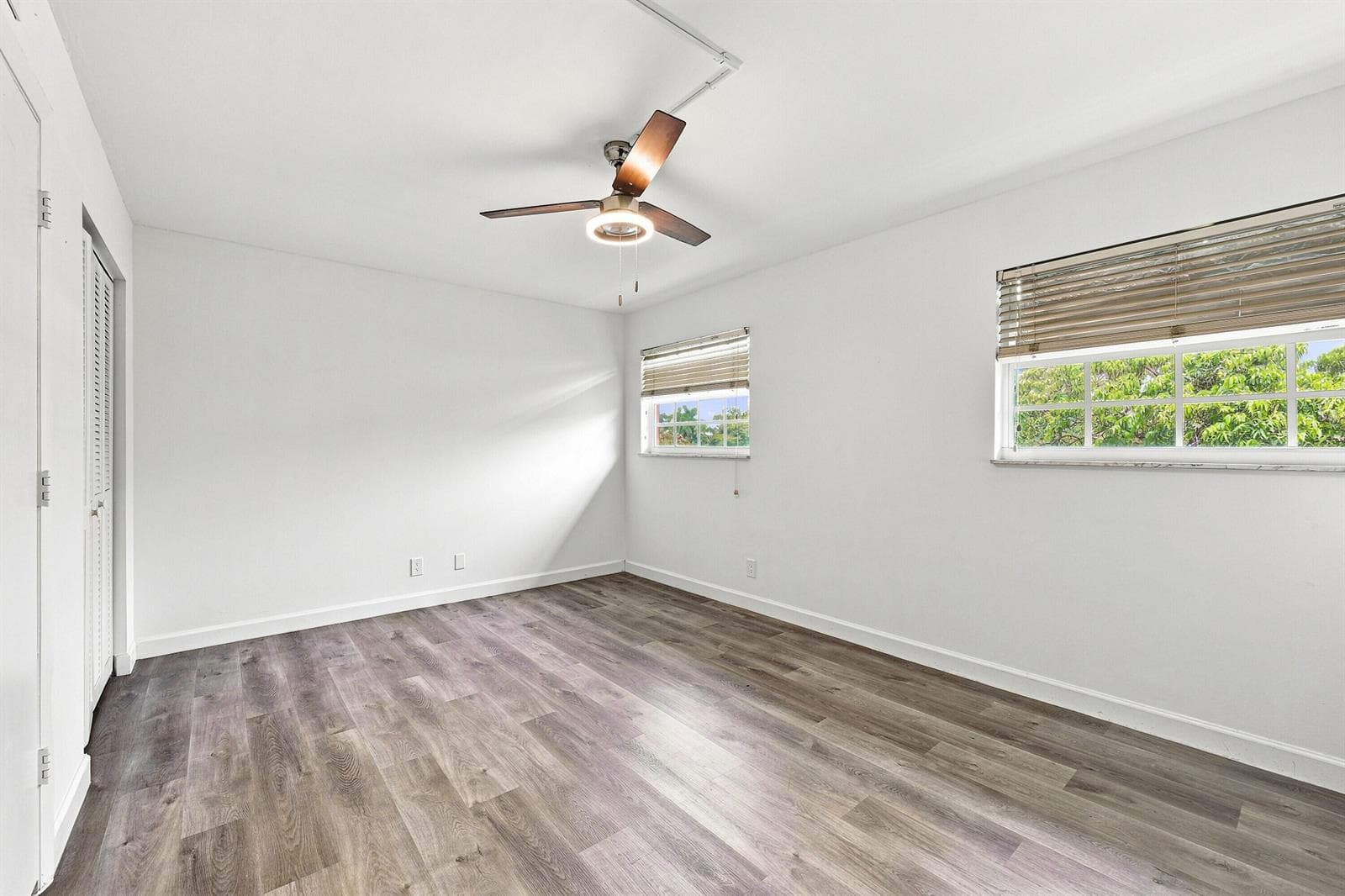 640 TENNIS CLUB Drive # 307, Fort Lauderdale, FL 33311 photo 10