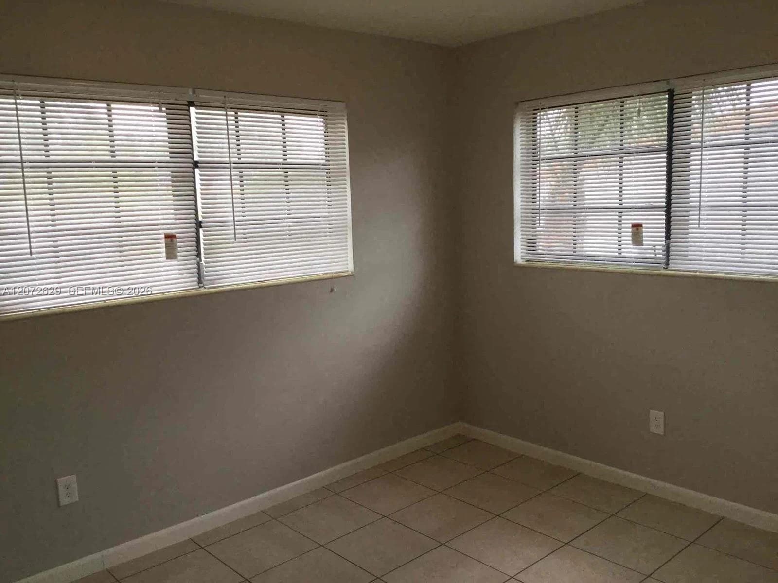 980 NW 182nd St, Miami Gardens, FL 33169 photo 9