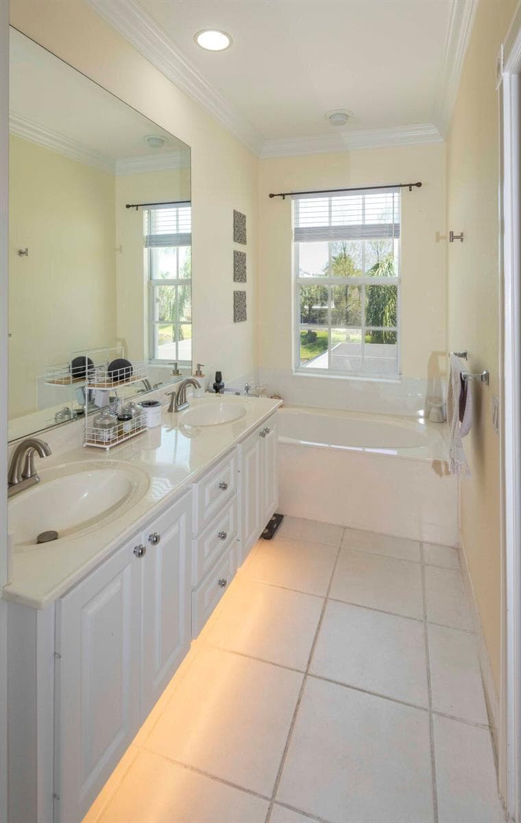 154 SANTA BARBARA Way, Palm Beach Gardens, FL 33410 photo 13