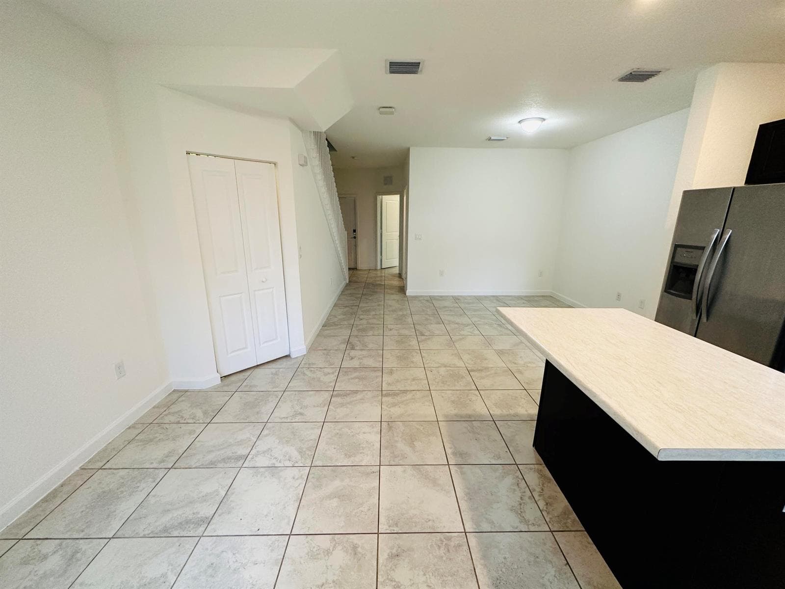 346 NE 208TH Terrace, Miami, FL 33179 photo 10