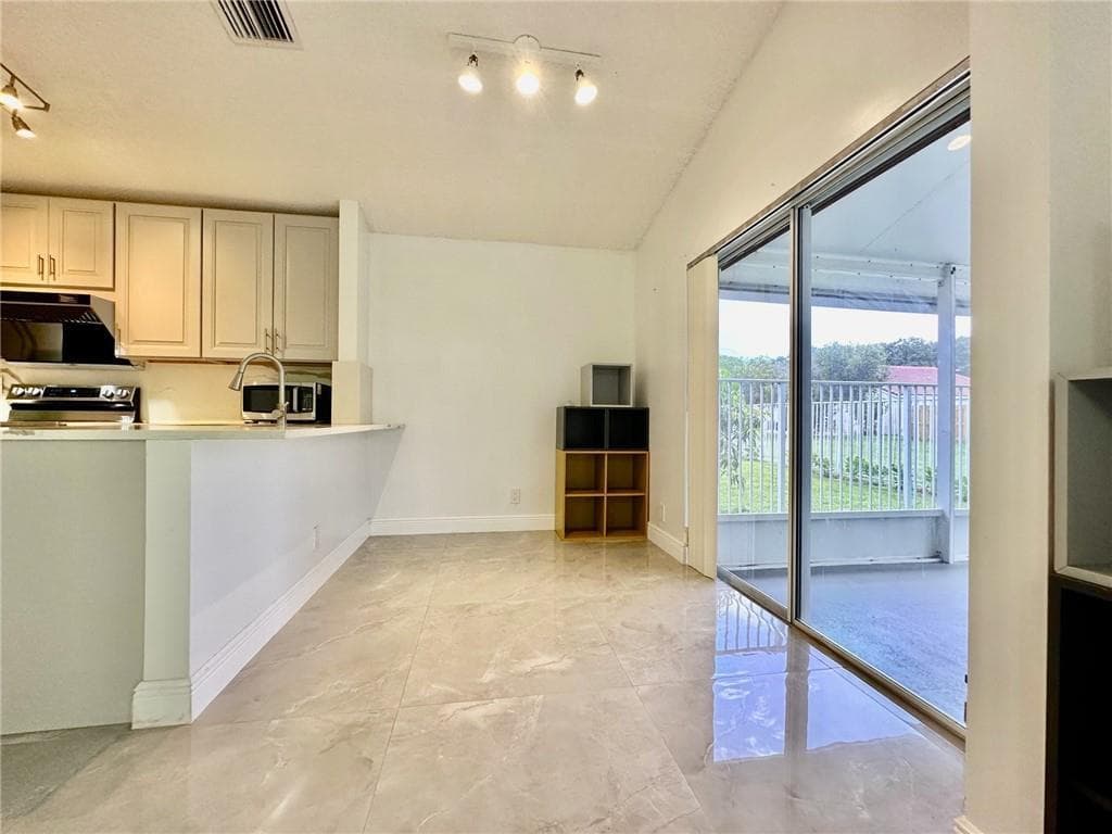 2710 BOGOTA Avenue, Cooper City, FL 33026 photo 10