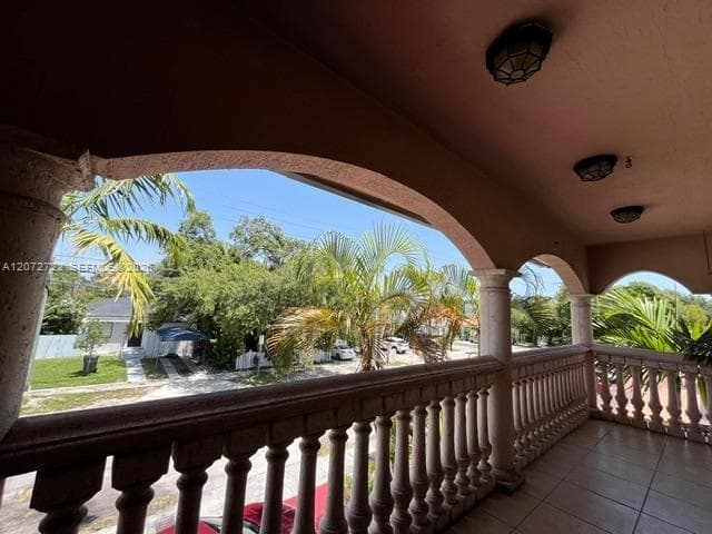 2836 SW 2nd St # 2, Miami, FL 33135 photo 3