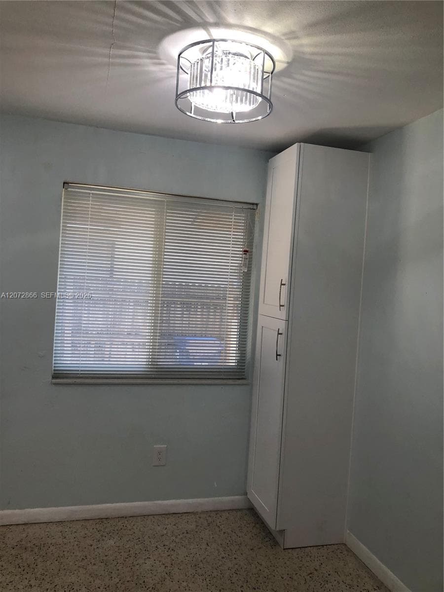 10831 NE 2nd Ct, Miami, FL 33161 photo 7