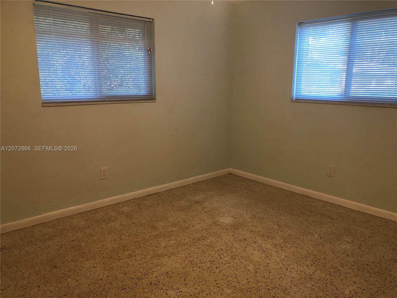 10831 NE 2nd Ct, Miami, FL 33161 photo 9