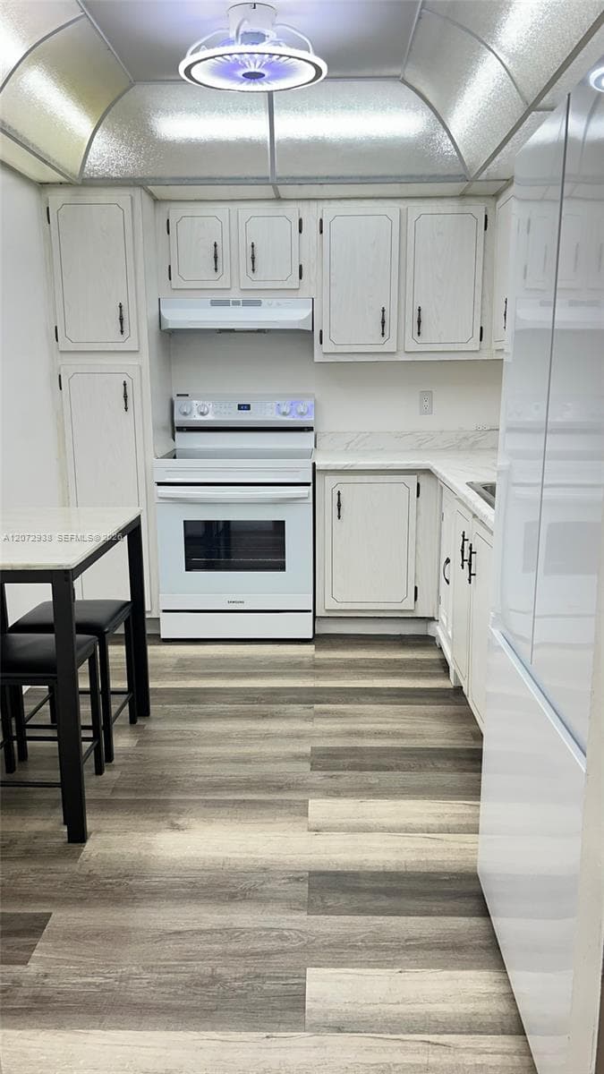 1200 Saint Charles Pl # 209, Pembroke Pines, FL 33026 photo 6