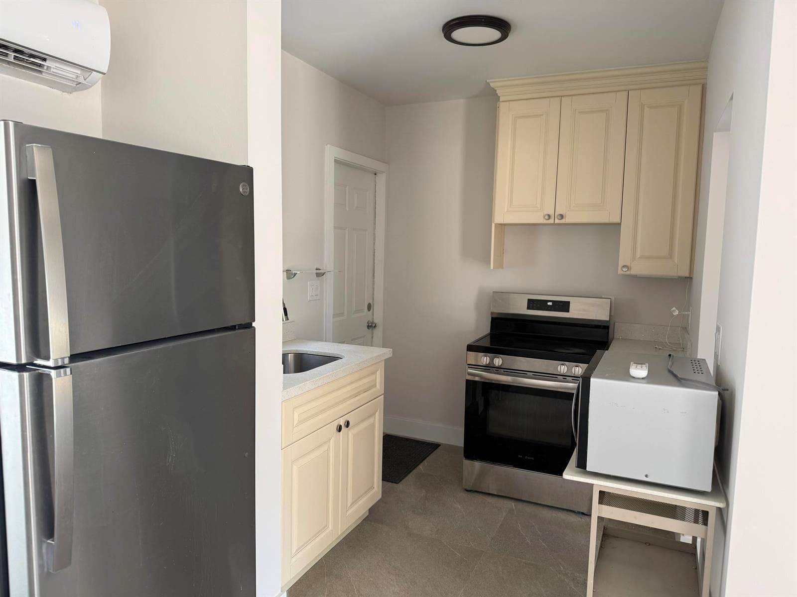 413 S Ocean Boulevard # 4, Pompano Beach, FL 33062 photo 6