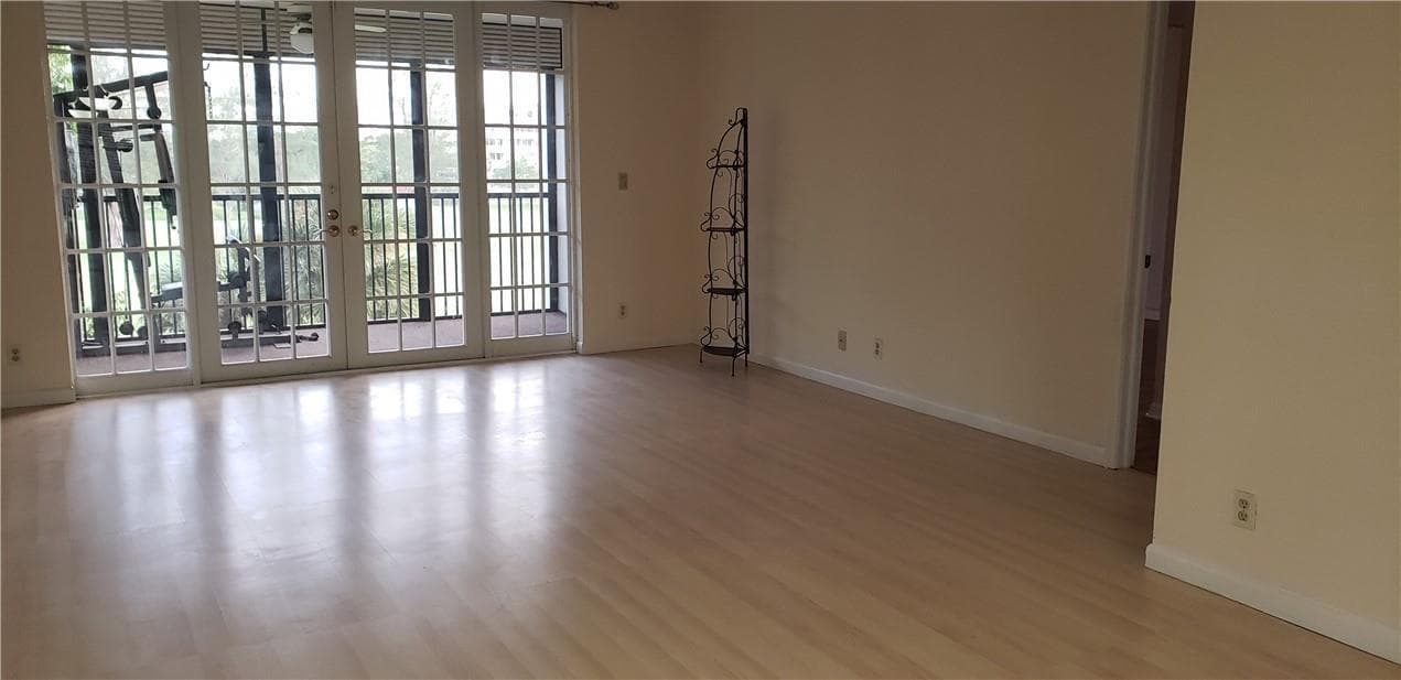 7050 NW 44TH Street # 403, Lauderhill, FL 33319 photo 12