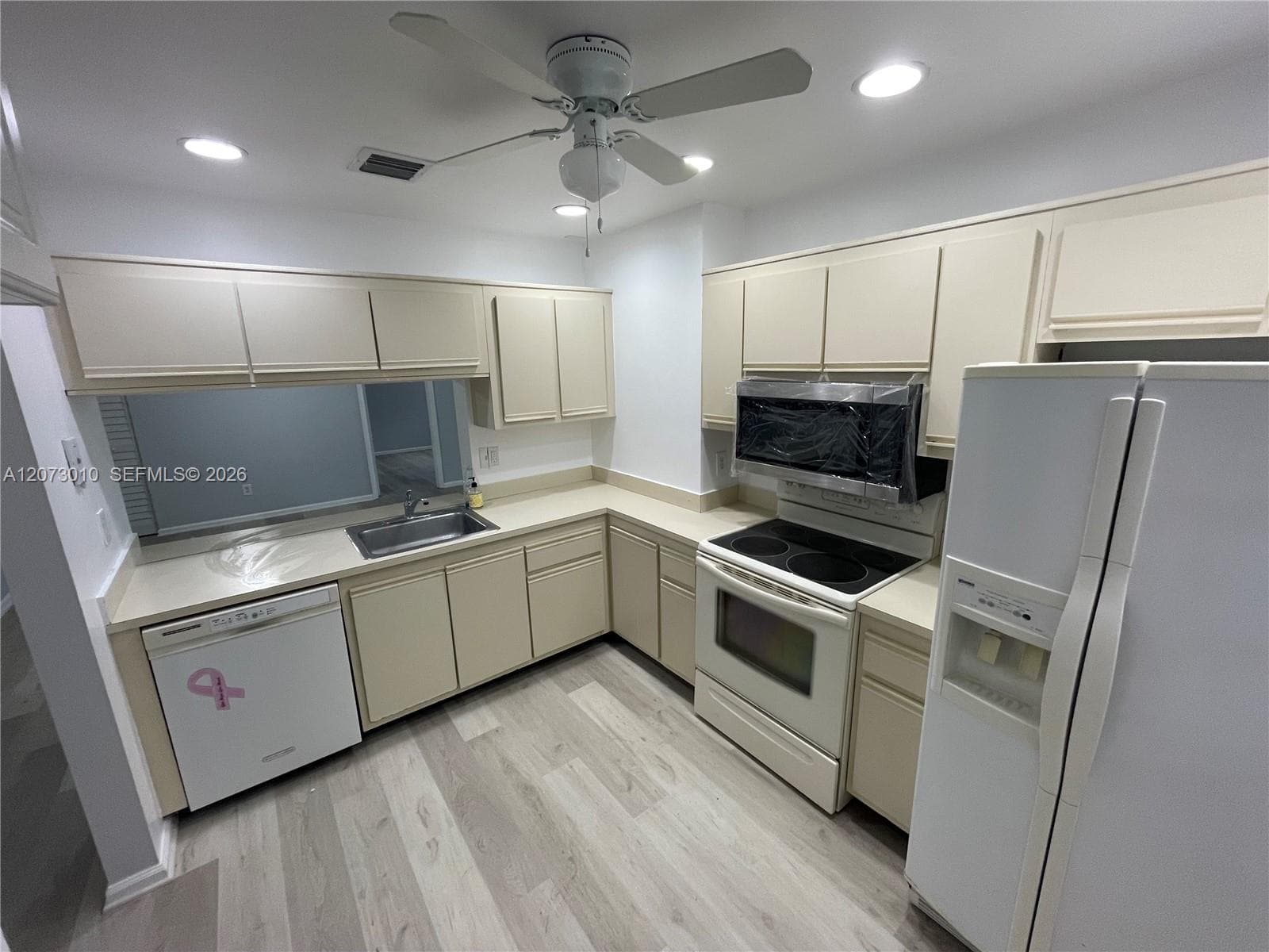 3529 NW 94th Ave # 5B, Sunrise, FL 33351 photo 2