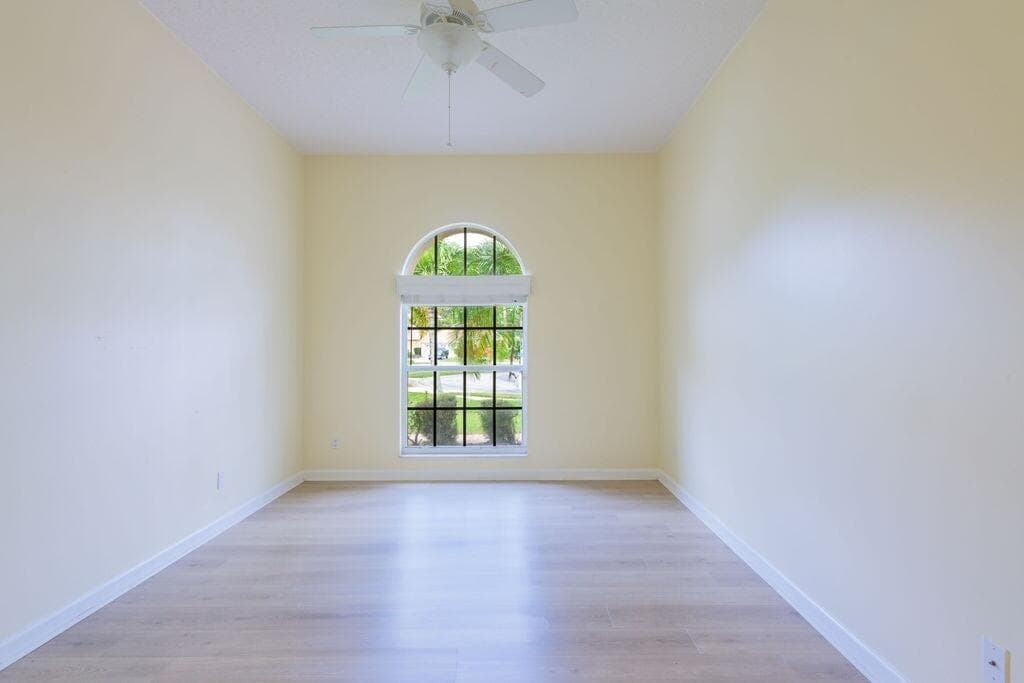 546 SW NEW CASTLE Cove, Port St. Lucie, FL 34986 photo 11