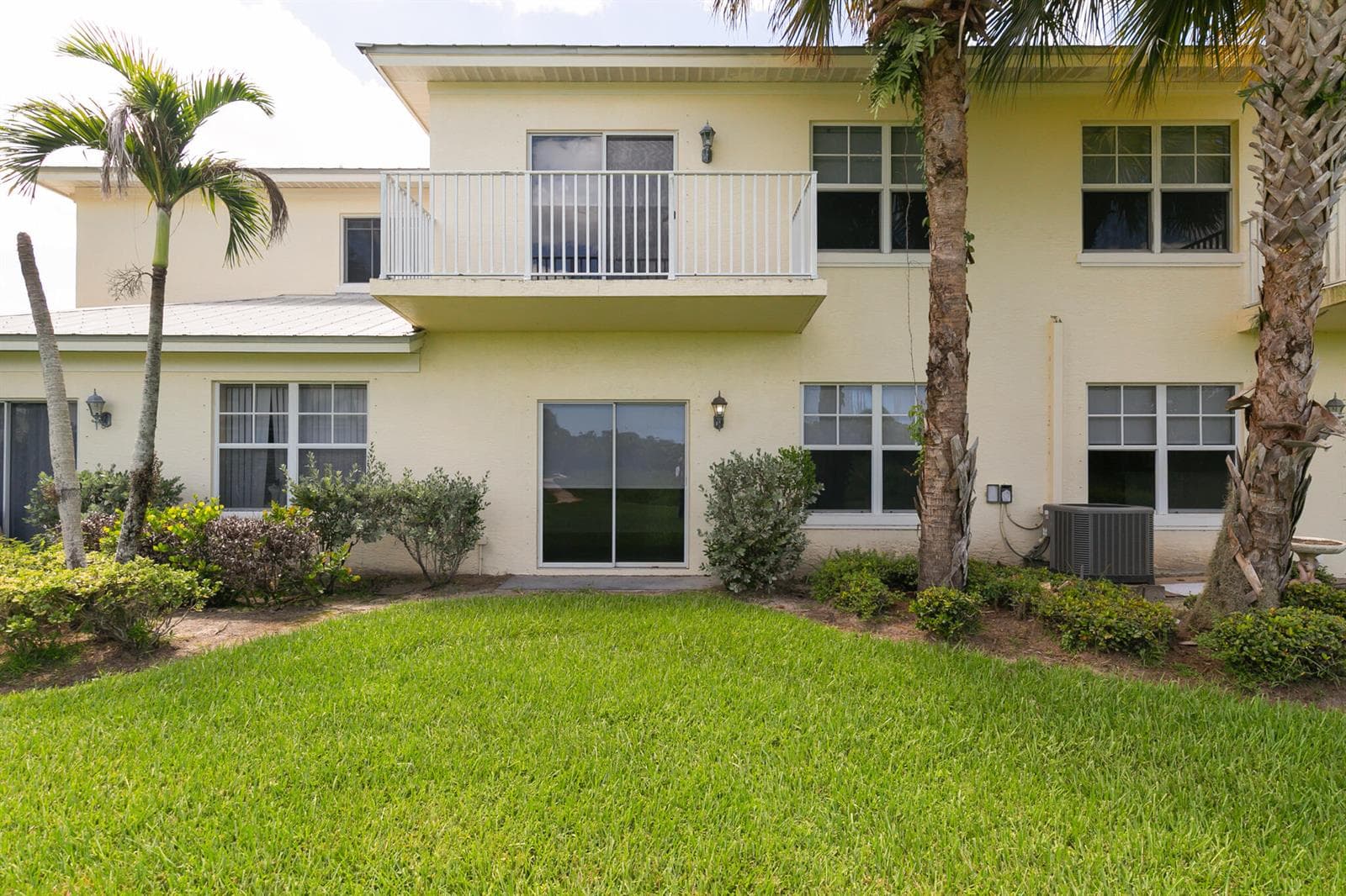 3902 SABAL Way, Fort Pierce, FL 34981 photo 2