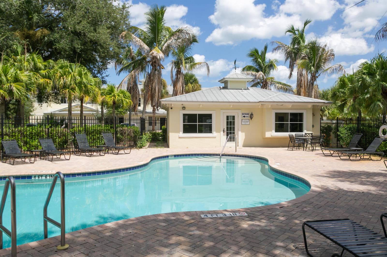 3902 SABAL Way, Fort Pierce, FL 34981 photo 3