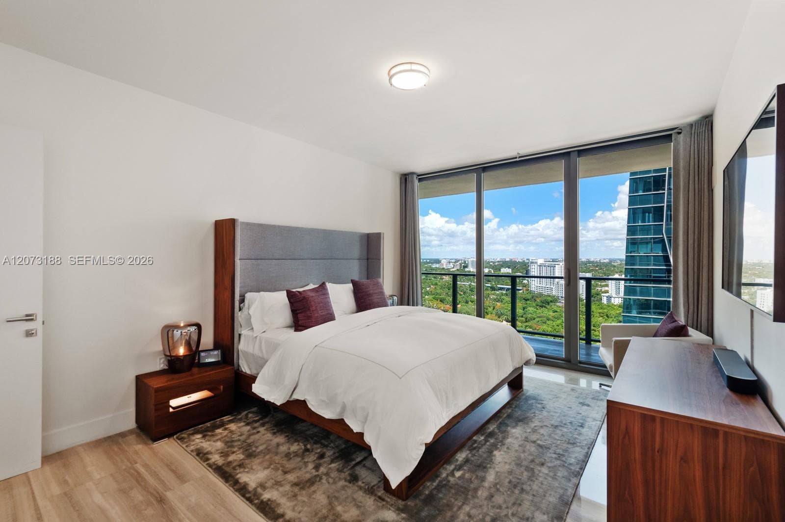 1451 Brickell Ave # 2405, Miami, FL 33131 photo 6