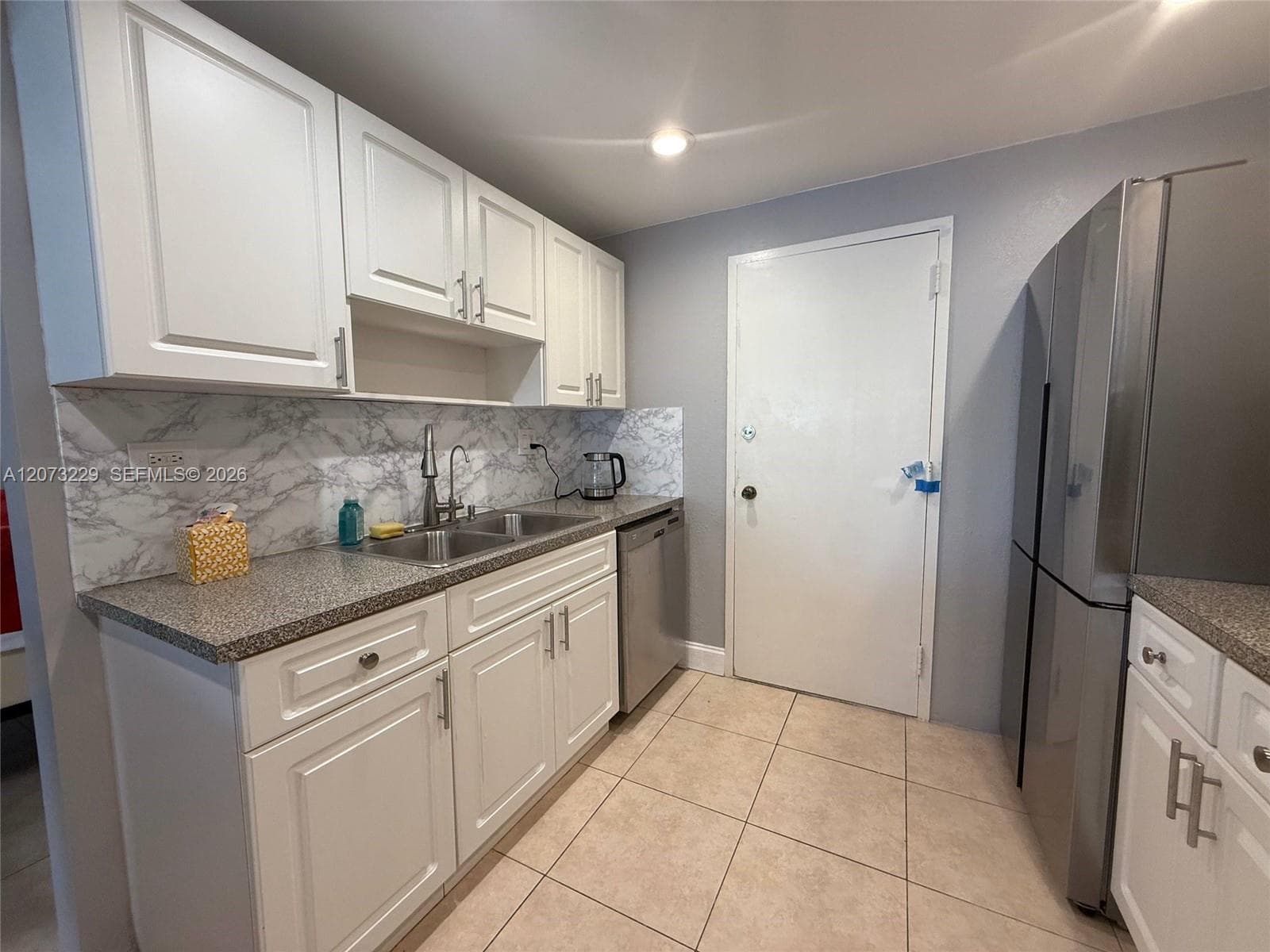 800 NE 195th St # 211, Miami, FL 33179 photo 2