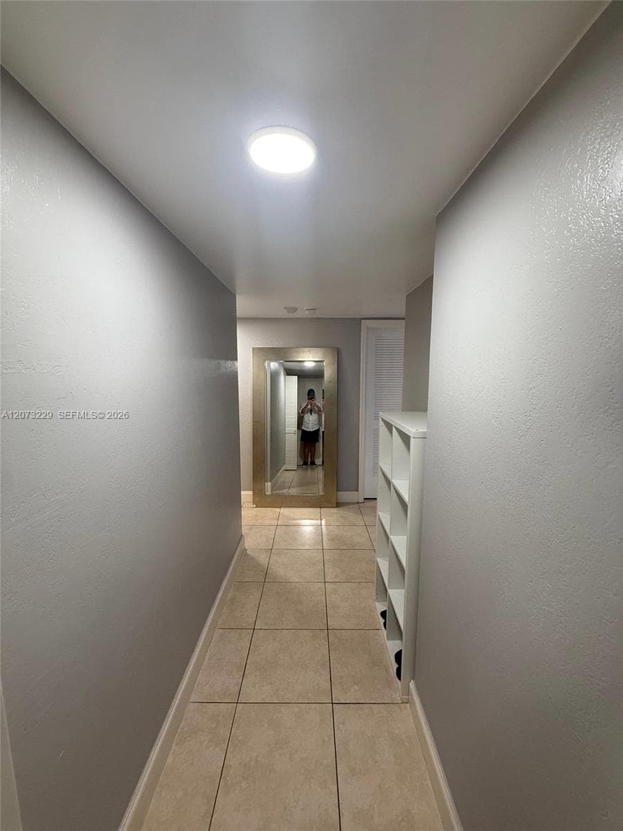 800 NE 195th St # 211, Miami, FL 33179 photo 5