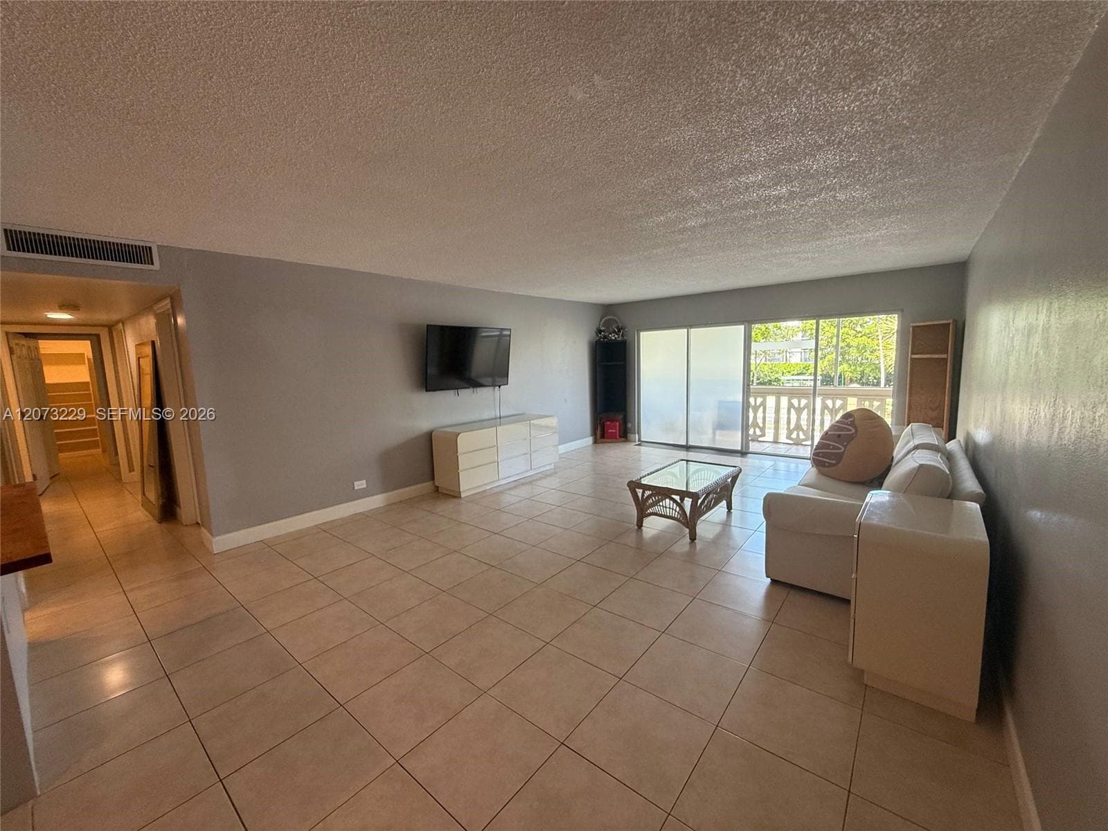 800 NE 195th St # 211, Miami, FL 33179 photo 8
