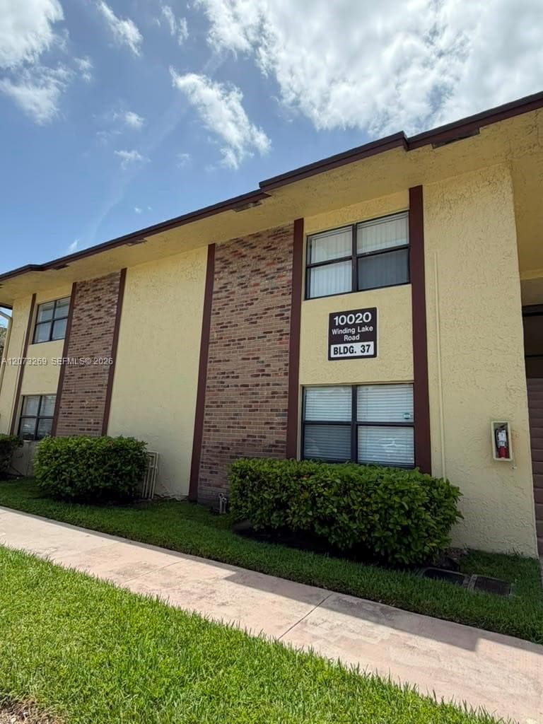 10020 Winding Lake Rd # 104, Sunrise, FL 33351 photo 2