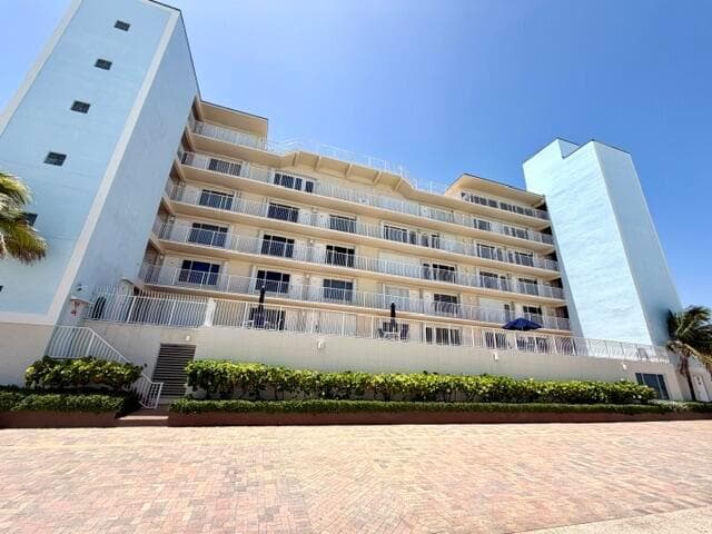 300 OREGON Street # 408, Hollywood, FL 33019