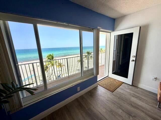 300 OREGON Street # 408, Hollywood, FL 33019 photo 5