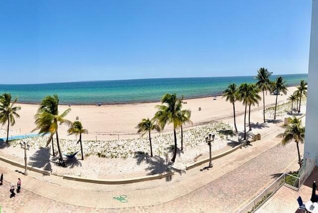 300 OREGON Street # 408, Hollywood, FL 33019 photo 4
