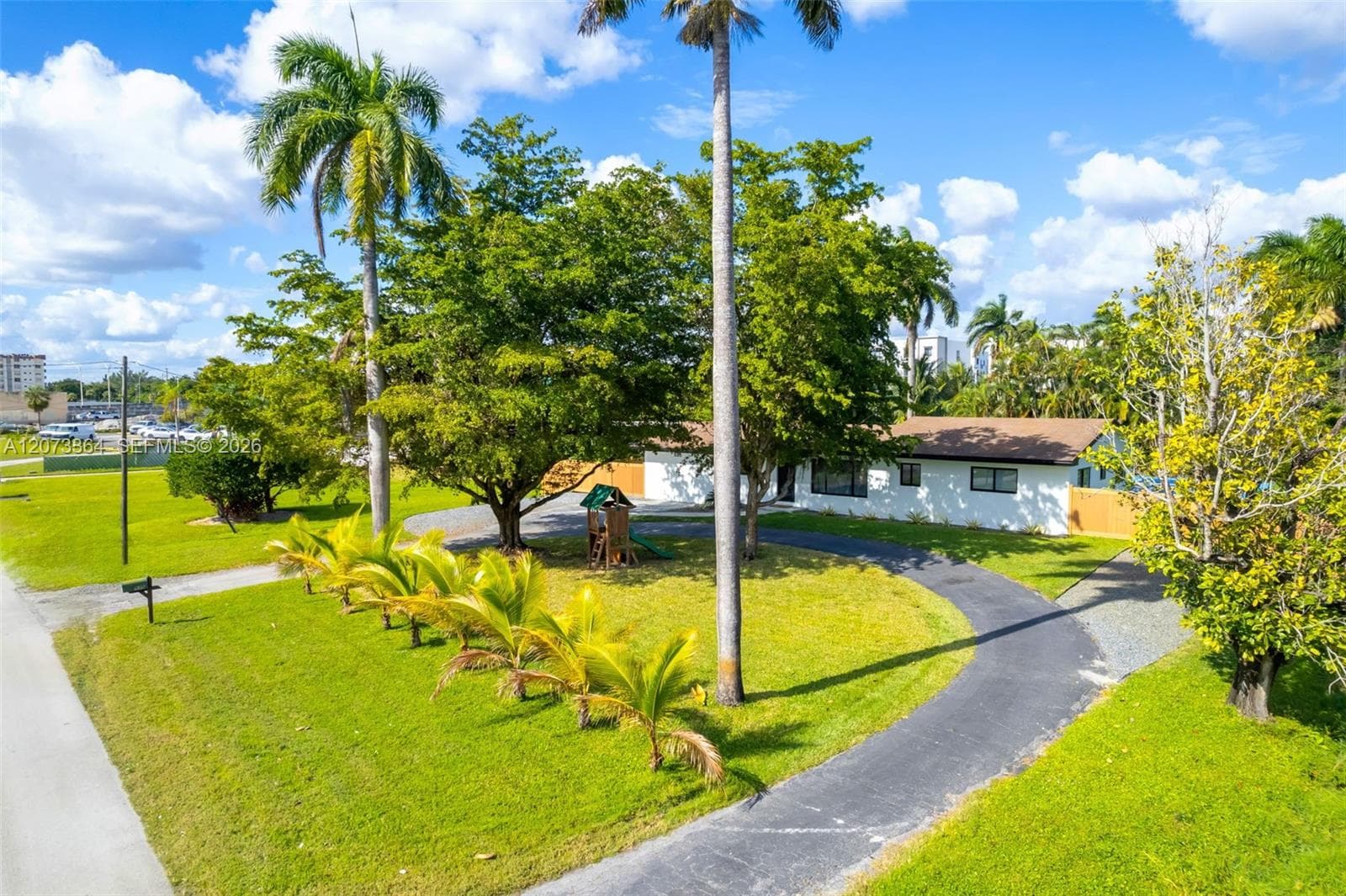 535 N Biscayne River Dr, Miami, FL 33169 photo 5