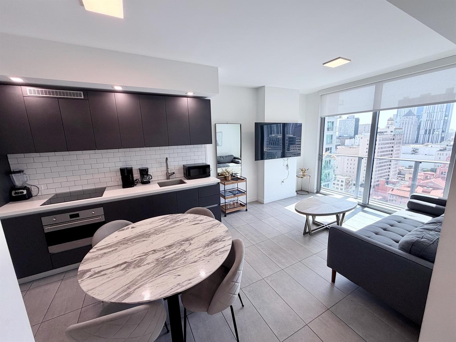227 NE 2nd Street # Unit 1903, Miami, FL 33132 photo 6