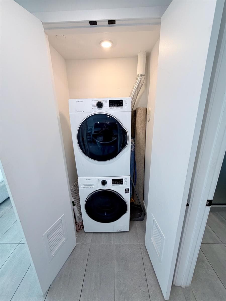 227 NE 2nd Street # Unit 1903, Miami, FL 33132 photo 13