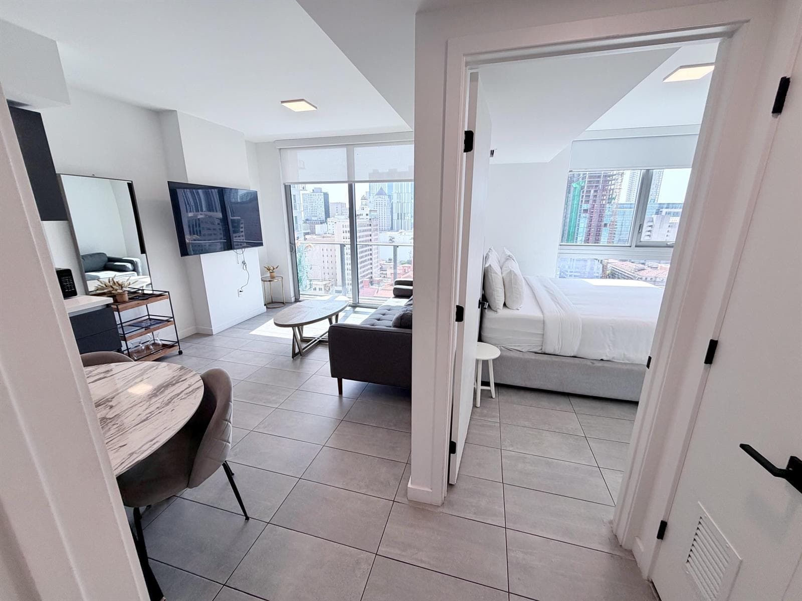 227 NE 2nd Street # Unit 1903, Miami, FL 33132 photo 7