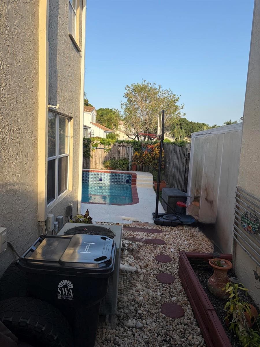 7144 CRAW KEY Way, Lake Worth, FL 33467 photo 8