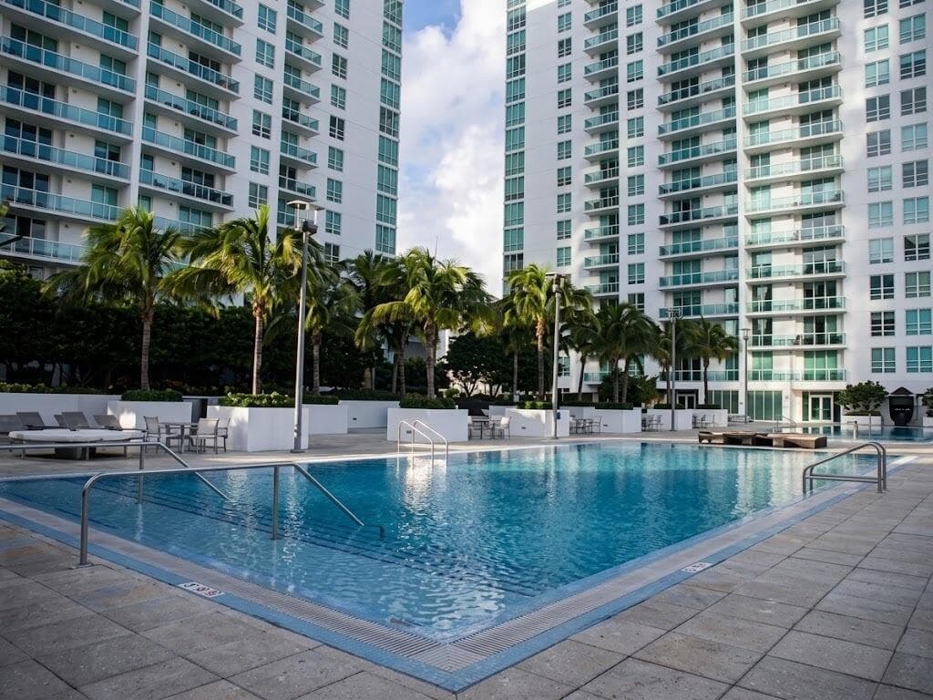 31 SE 5TH Street # 202, Miami, FL 33131 photo 11