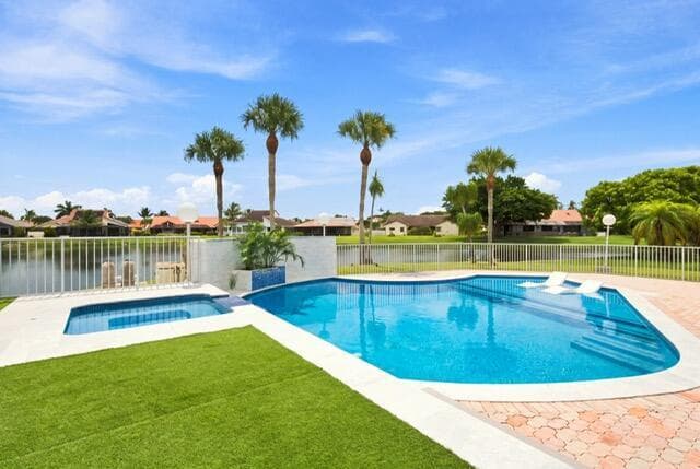 8709 BANYAN Court, Tamarac, FL 33321 photo 9