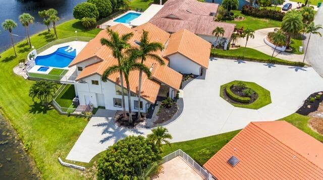 8709 BANYAN Court, Tamarac, FL 33321 photo 10
