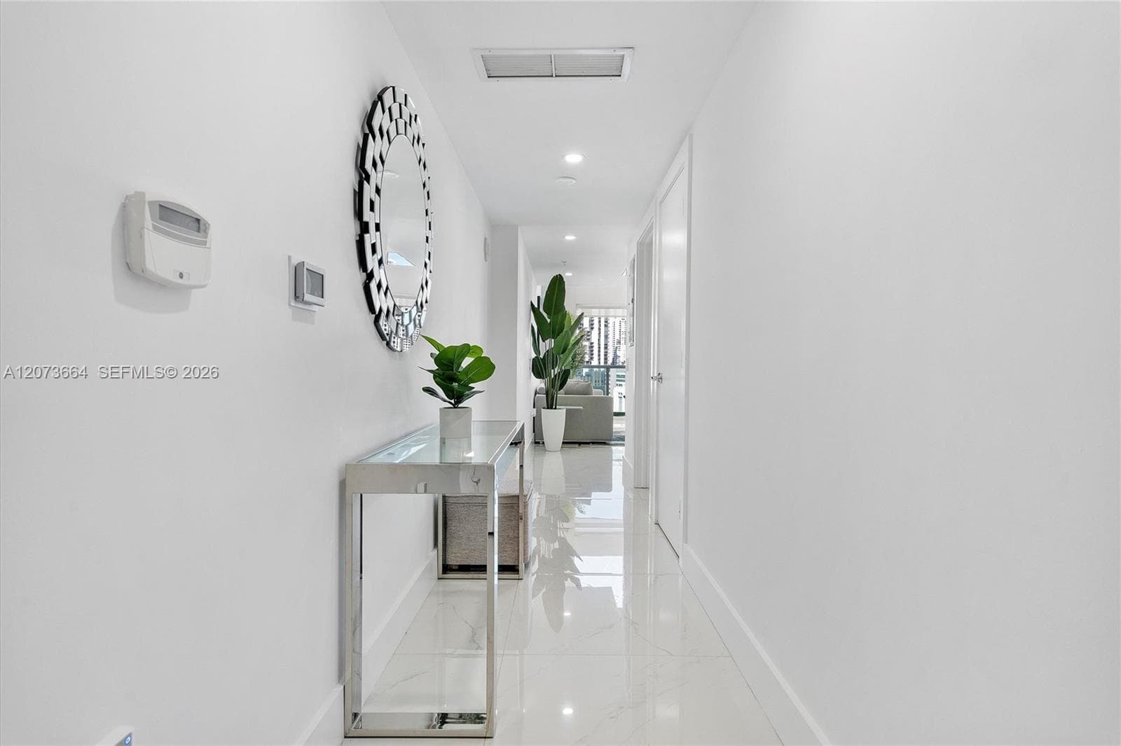 41 SE 5th St # 1111, Miami, FL 33131 photo 13