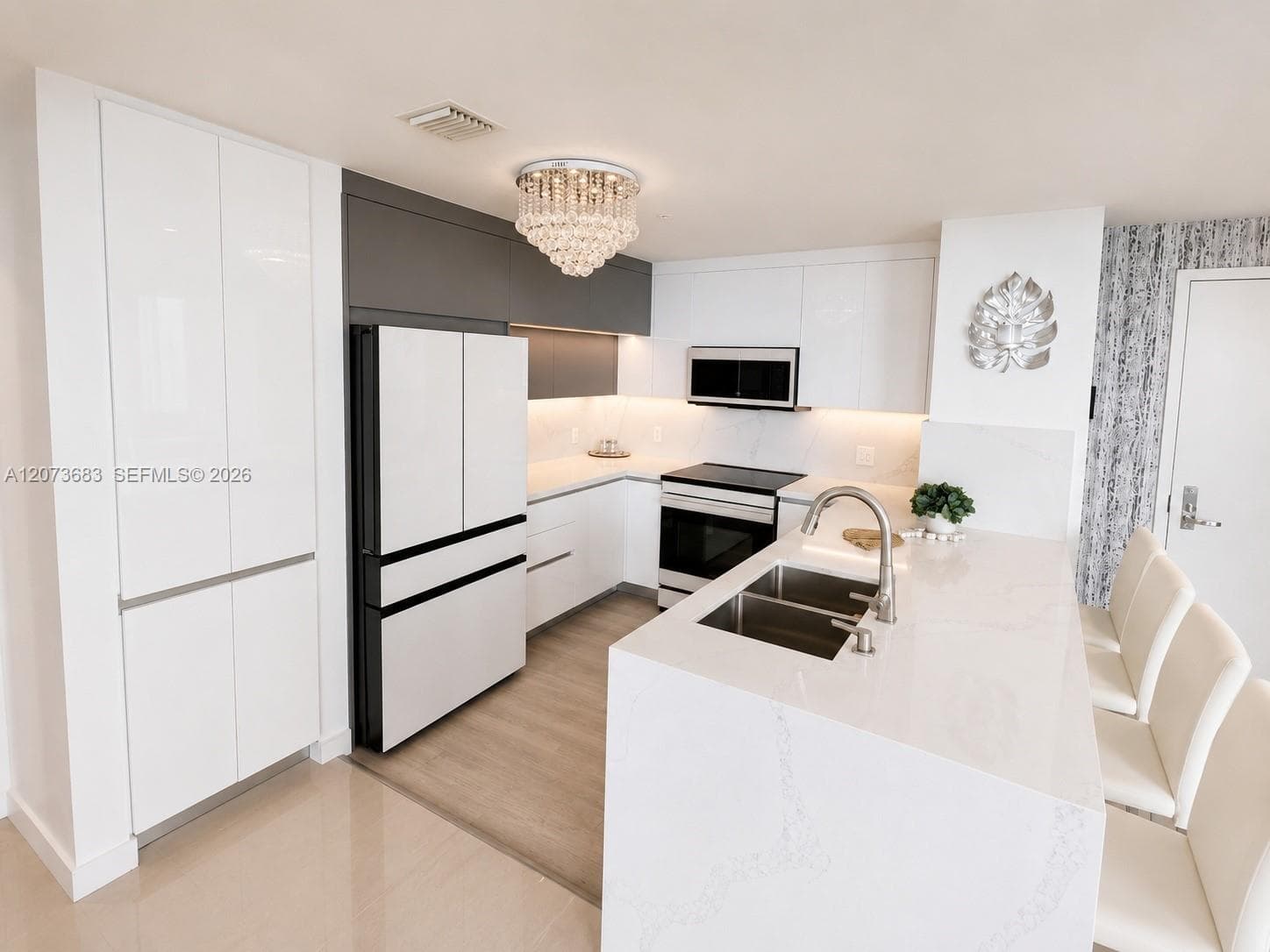 300 S Biscayne Blvd # T-2910, Miami, FL 33131 photo 10