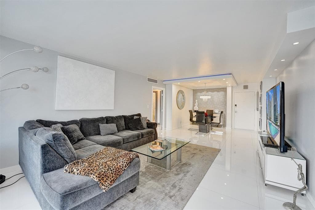 2030 S OCEAN Drive # 510, Hallandale Beach, FL 33009 photo 13