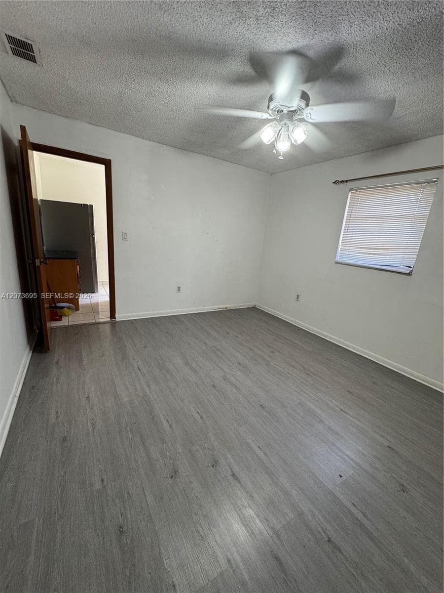 5530 E 6th Ave # 101, Hialeah, FL 33013 photo 8