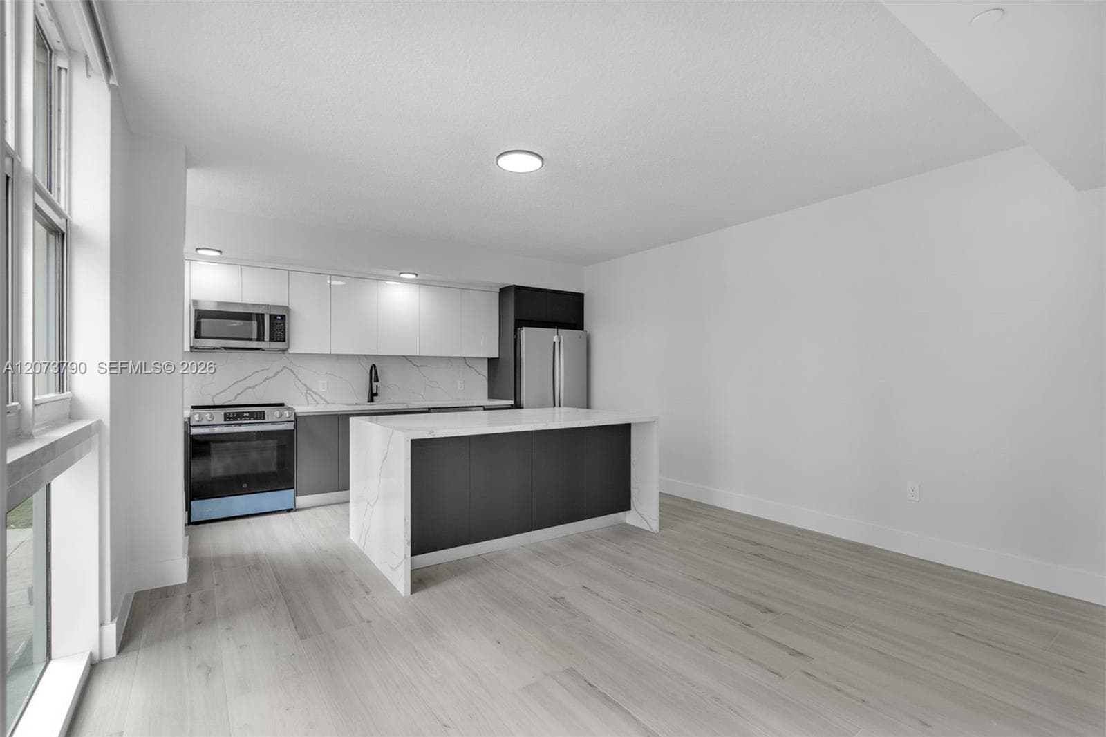 601 NE 23rd St # TH4, Miami, FL 33137 photo 13
