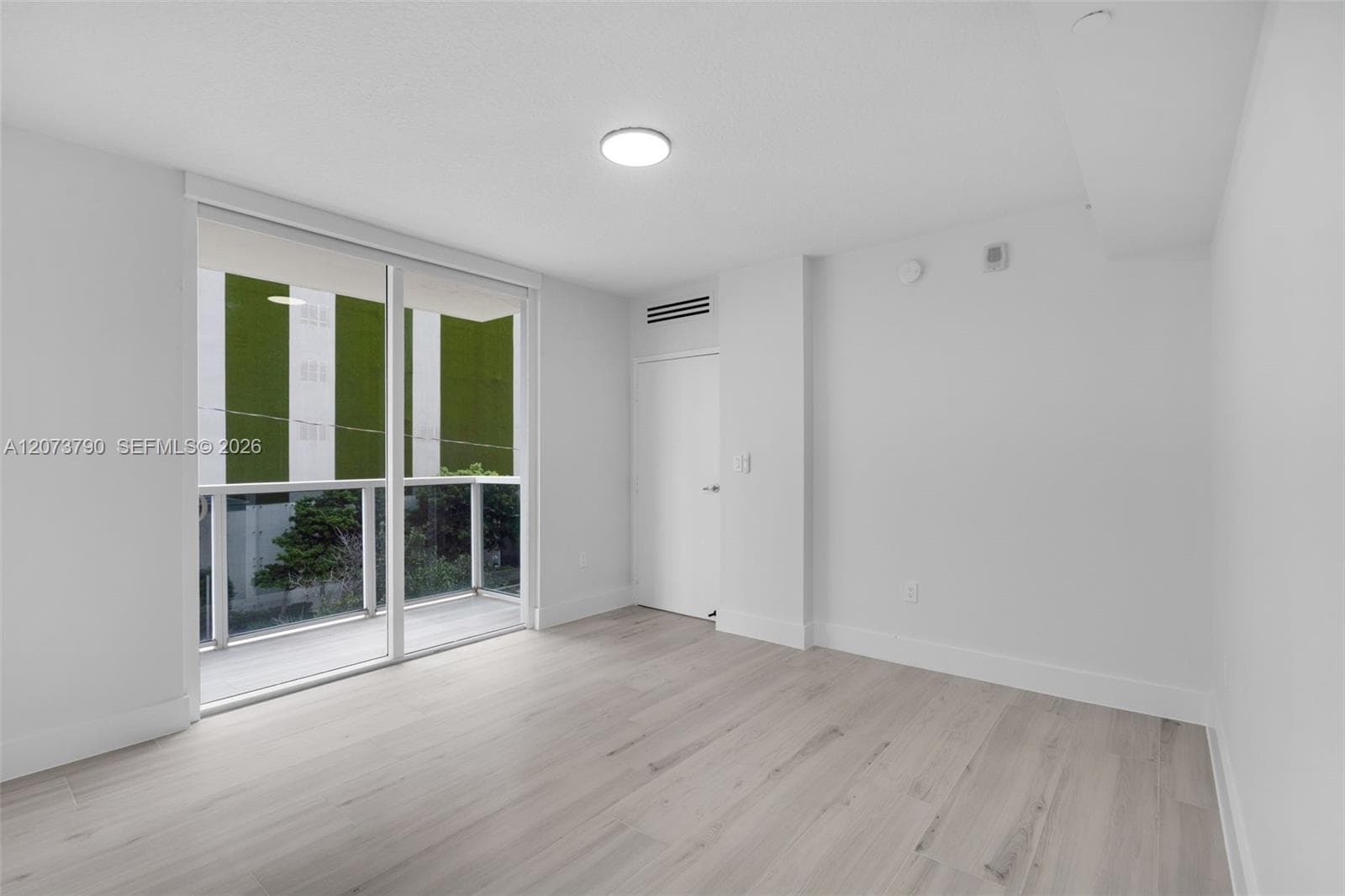 601 NE 23rd St # TH4, Miami, FL 33137 photo 11
