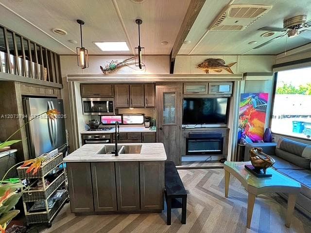 325 Calusa St, Key Largo, FL 33037 photo 9