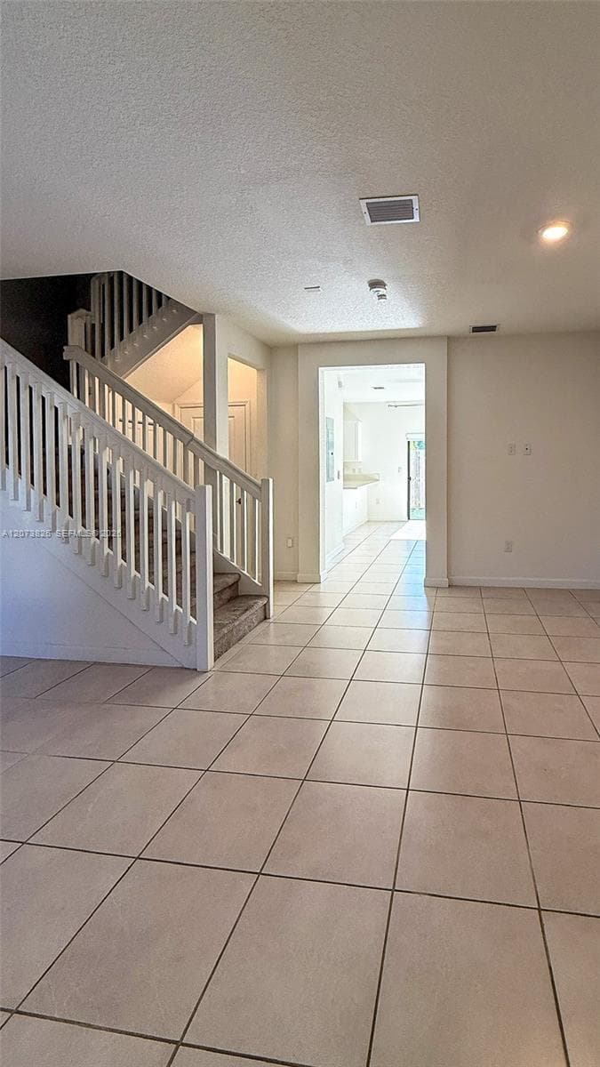 20800 NE 5th Ct, Miami, FL 33179 photo 2