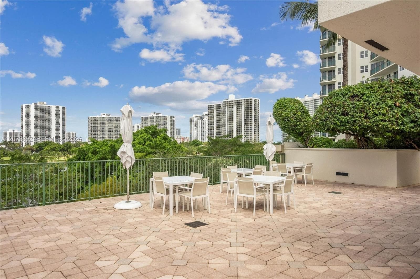 20000 E Country Club Dr # 302, Aventura, FL 33180 photo 13